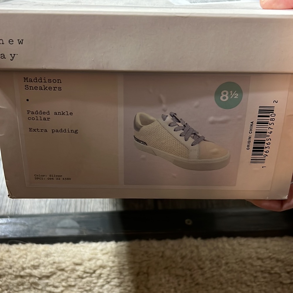 a new day Maddison Mixed Fabric Lace Up Sneakers Size 8.5 - Picture 12 of 13